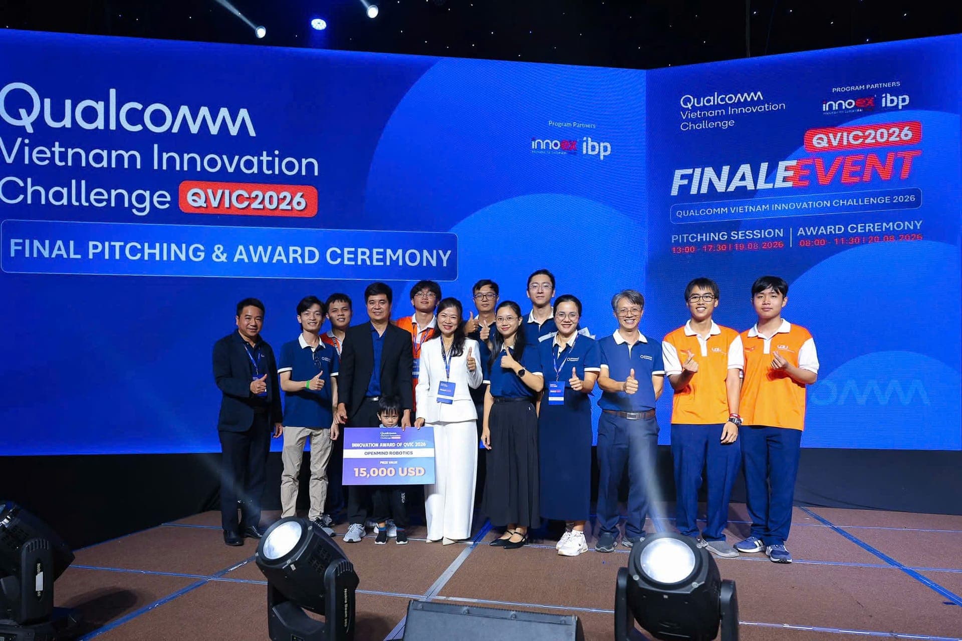 OpenMind Robotics Wins Innovation Award at Qualcomm Vietnam Innovation Challenge (QVIC) 2026: Photo 3