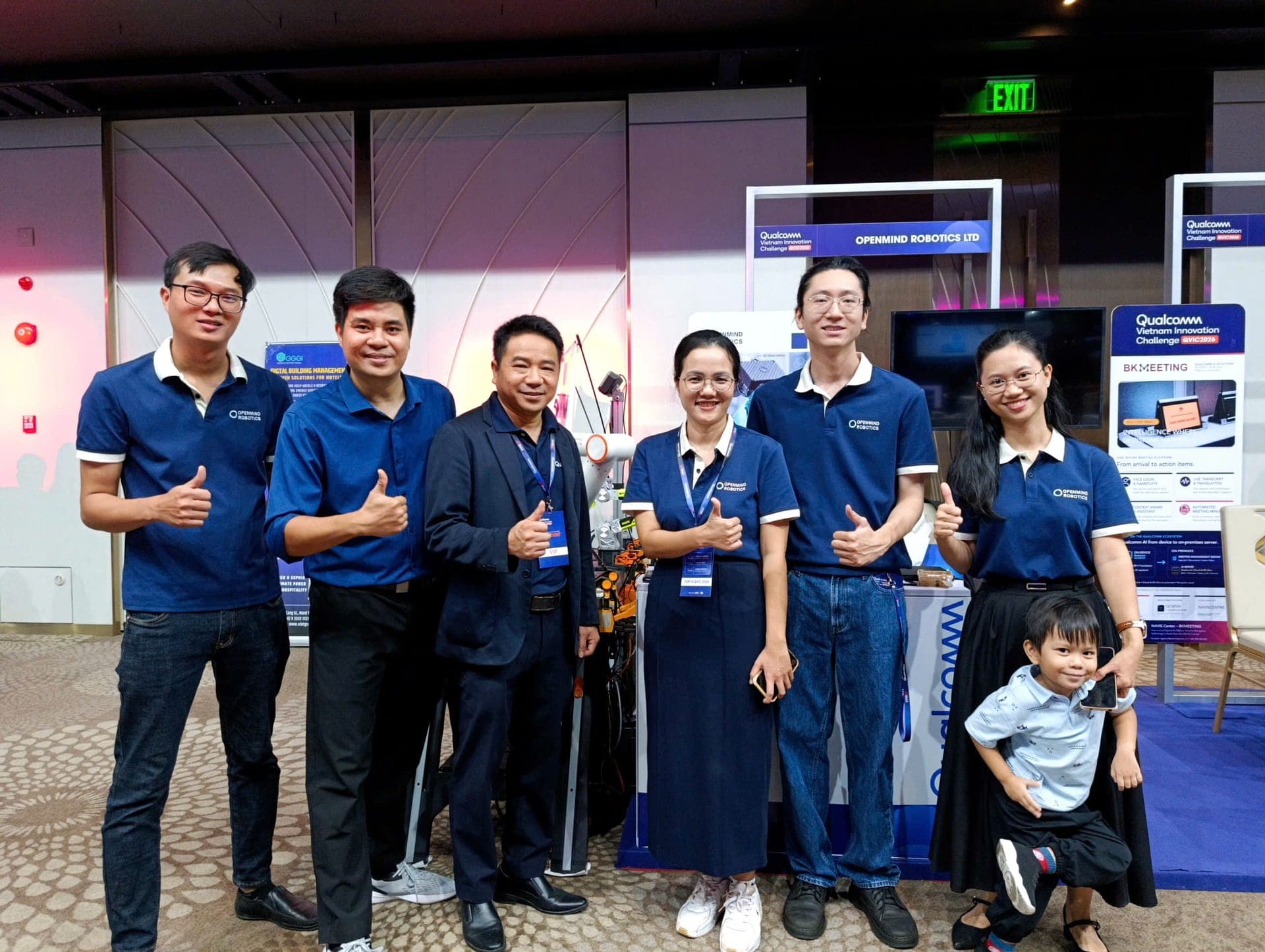 OpenMind Robotics Wins Innovation Award at Qualcomm Vietnam Innovation Challenge (QVIC) 2026: Photo 2