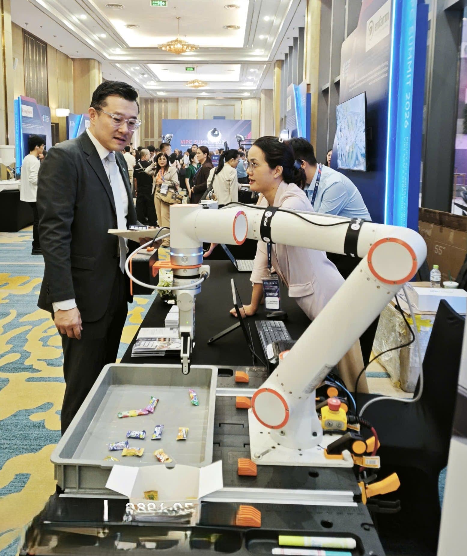 OpenMind Robotics Highlights Advanced AI Vision & Robotic Control at VIPC 2026: Photo 4